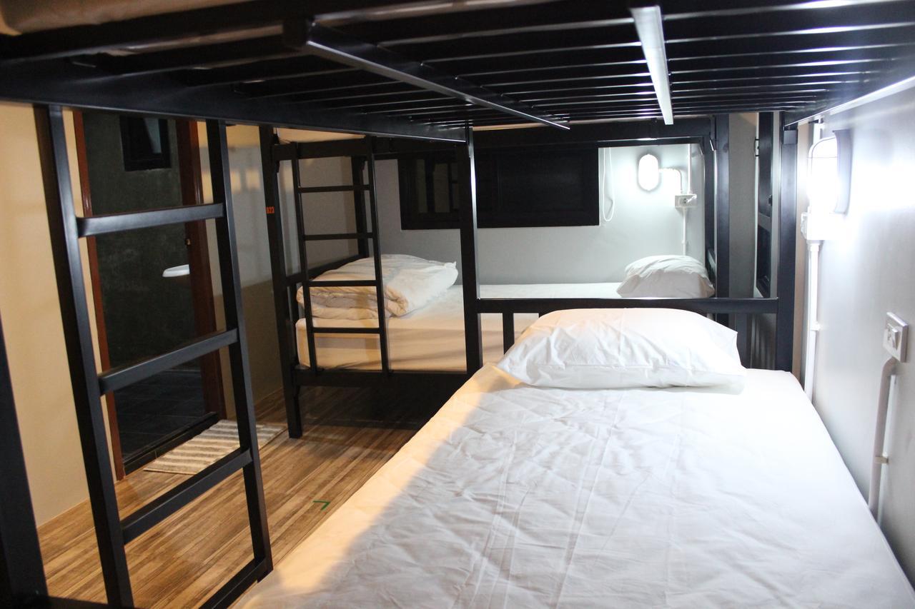 Rak Khun Hostel Чиангмай Экстерьер фото