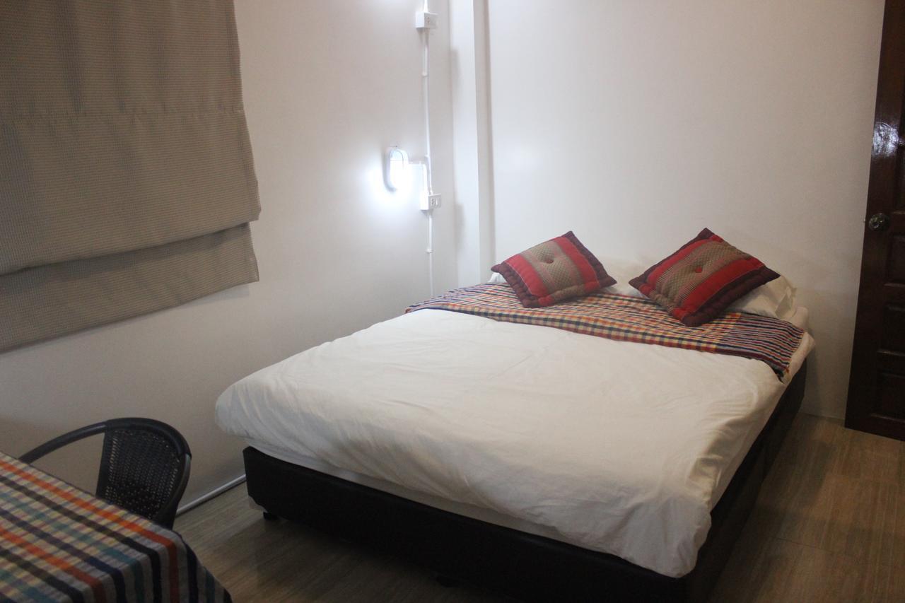Rak Khun Hostel Чиангмай Экстерьер фото