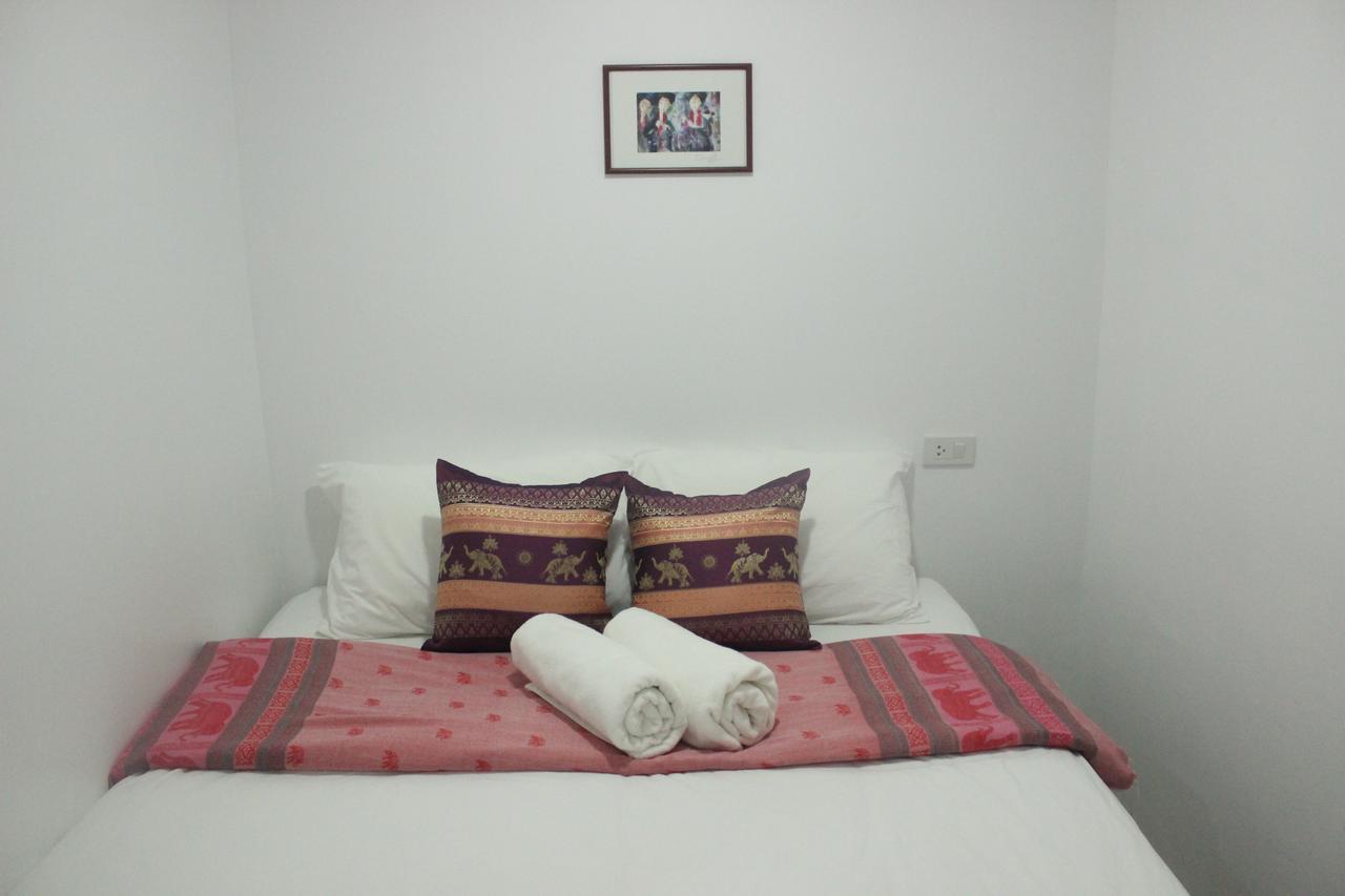 Rak Khun Hostel Чиангмай Экстерьер фото